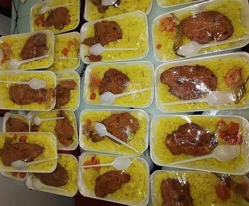 حملة توزيع وجبات إفطار صائم